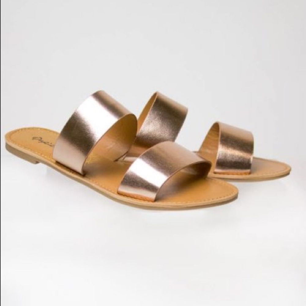 Store Closing‼️ Rose Gold Flat Slip On Sandals - Picture 2 of 4